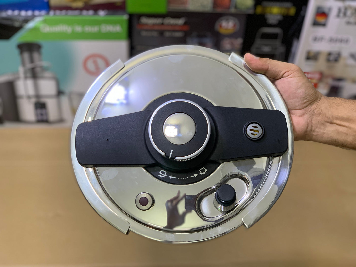 Happy Unique Pressure Cooker  Easy lock and unlock Stainless Steel