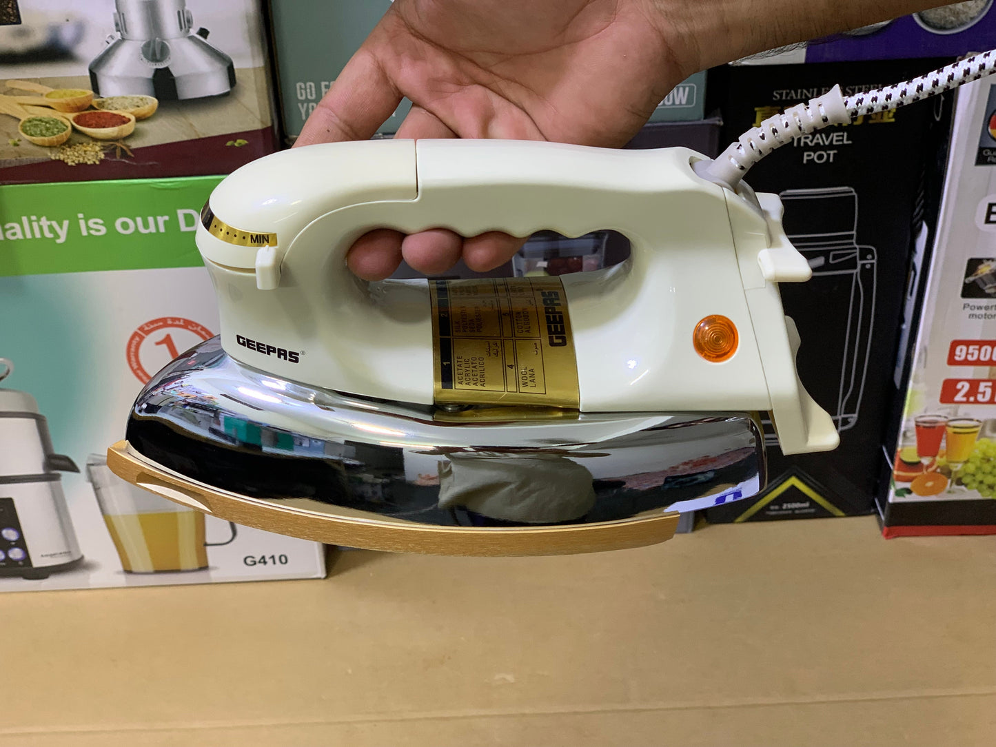 Geepas Brand Dry Iron 1200 watt and Ceramic Nonstick plates | Model : 2780