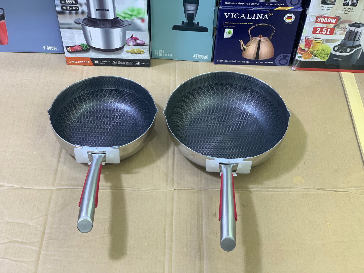 Laser coating sauce pan or Fry Pan pure Nonstick and stainless steel