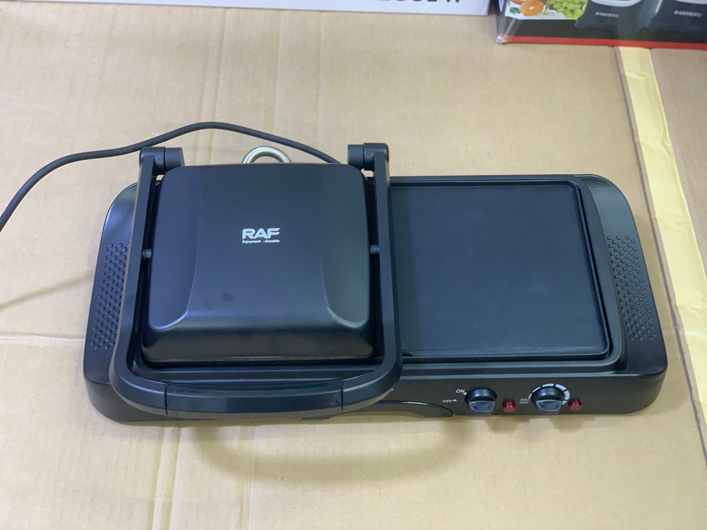 Raf brand 2in1 Baking tray 1600 watt and pure nonstick plates| Grilling tray