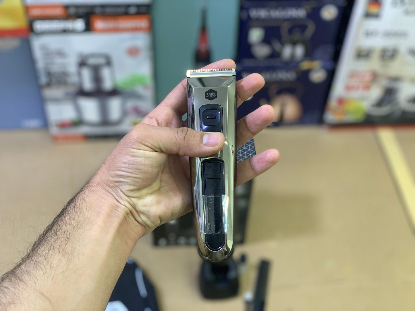 Hair trimmer