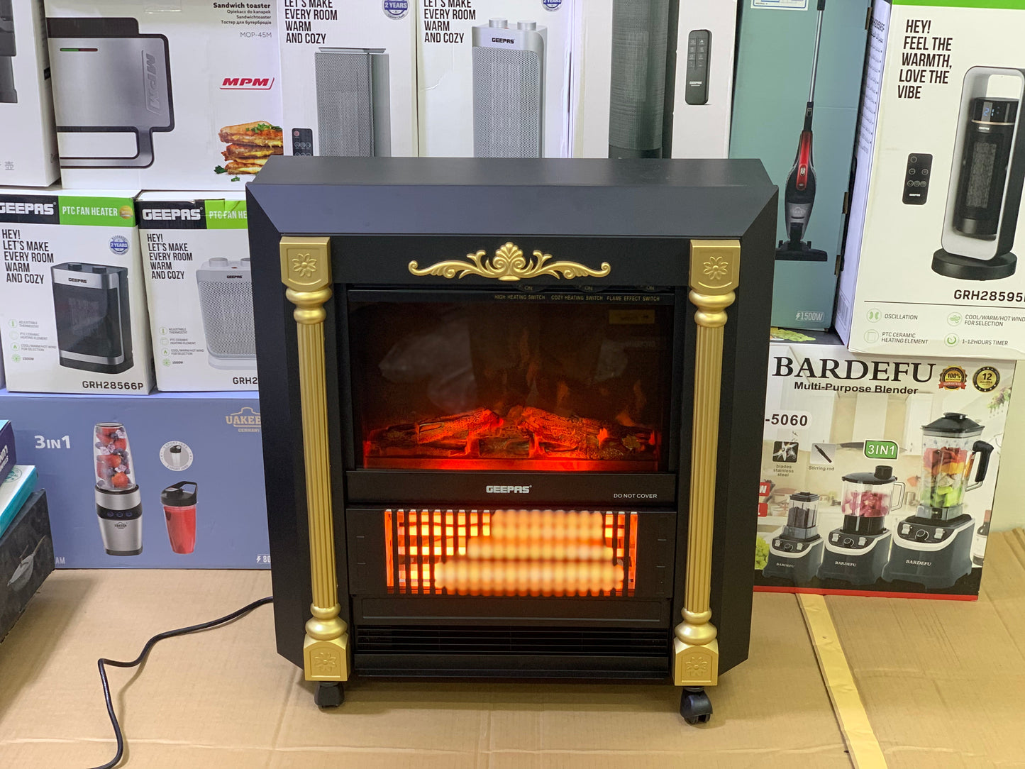 Geepas brand electric 3D flaming blower heater 800 watt | model : 28579
